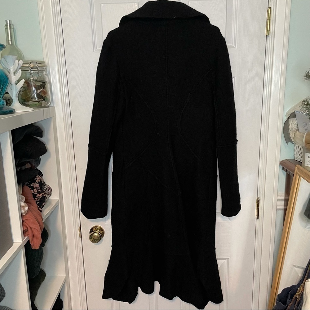 VIVIAN Shyu 100% Wool Made in Canada EUC Classic Black Button Coat small - Picture 5 of 8